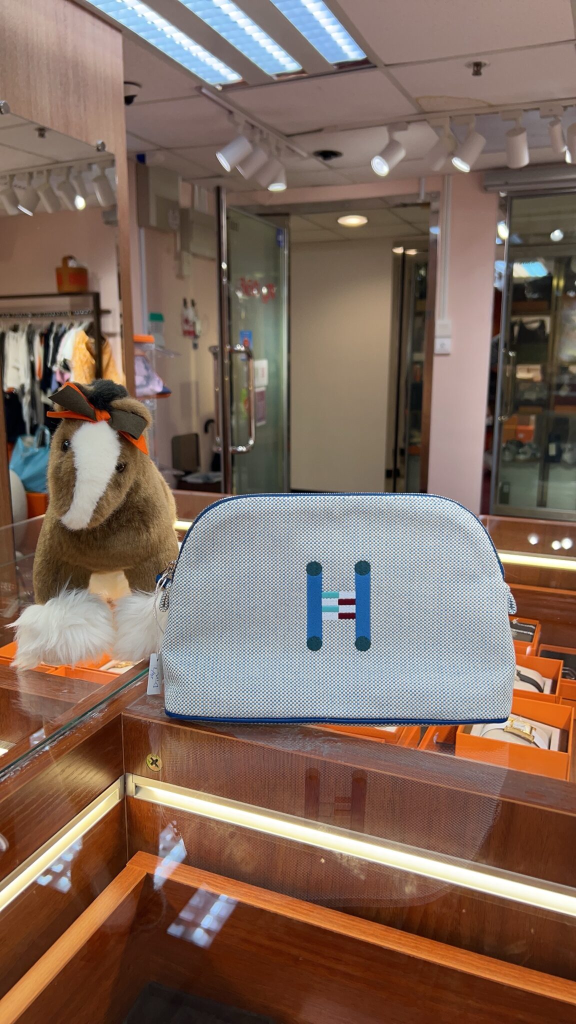 カラー５色★ Hermes Bolide Crazy H case ポーチ M Bolide Crazy H case, medium model | Hermès Mainland China